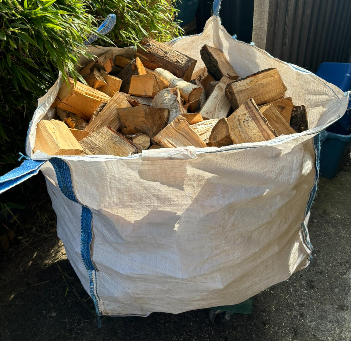 firewood log supplier in essex